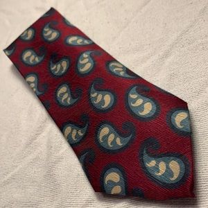 Giorgio Armani Cravatte all silk, red paisley tie
